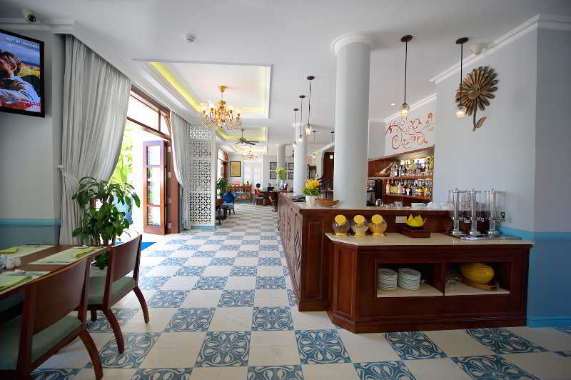 Lantana Boutique Khách sạn 4*